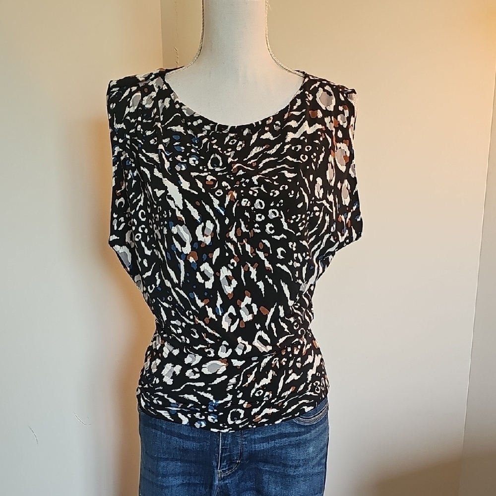 White House Black Market Black and White Print Blouse